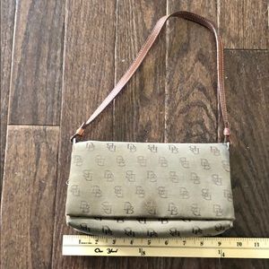 Dooney & Burke Vintage Should Bag